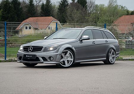 Mercedes-Benz C 63 AMG T Modell Performance