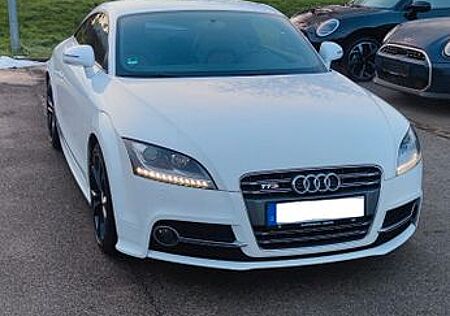 Audi TTS COUPE | Automatik (S-Tronic) | Bi-Xenon