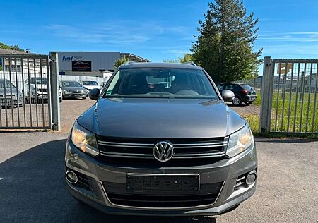 VW Tiguan Volkswagen 4Motion 2.0TSI*AHK+ALCANTARA+SHZ+KLIMATRO