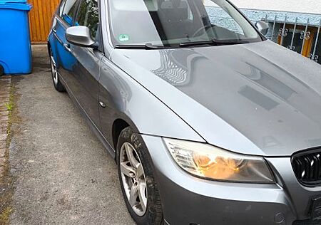 BMW 318i -