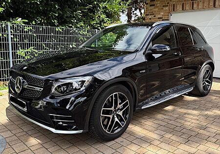 Mercedes-Benz GLC 43 AMG Mercedes-AMG GLC 43 4MATIC Autom....