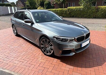 BMW M550d xDrive Touring, 1. Hand, Scheckheft