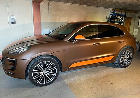 Porsche Macan S Sommerfahrzeug Foliert