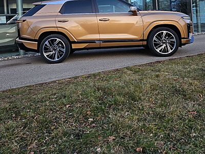 KGM Actyon LUX 4WD 6-Gang Automatik