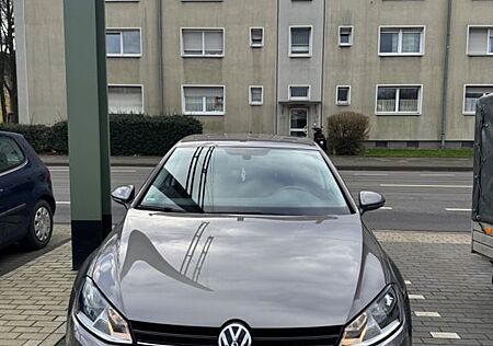 VW Golf Volkswagen 1.6 TDI BMT CUP CUP