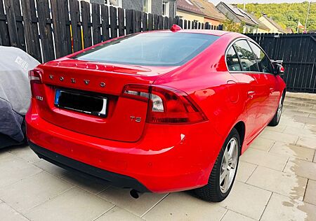 Volvo S60 T3 - 1.Hand Technisch NEUWERTIG