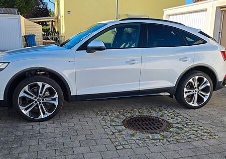 Audi Q5 40 TFSI S tronic quattro Werksgarantie!!07/27