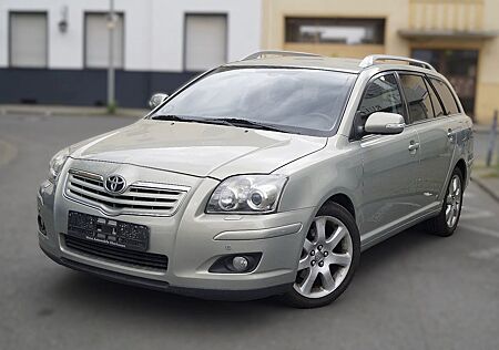 Toyota Avensis Executive 2.0-l-VVT-i*XENON*PDC*1 HAND*