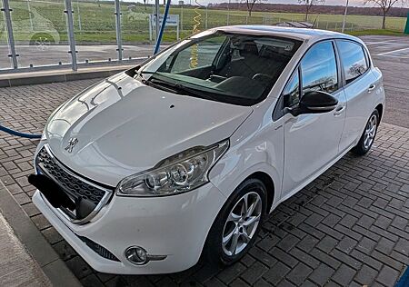 Peugeot 208 1.6 e-HDI