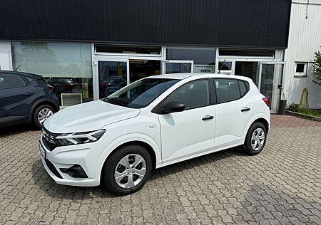 Dacia Sandero Essential SCe 65