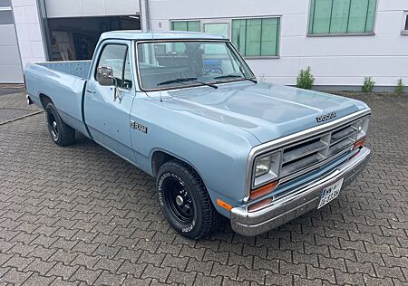 Dodge RAM D150 V8 5,2L, 3 Gang Automatic