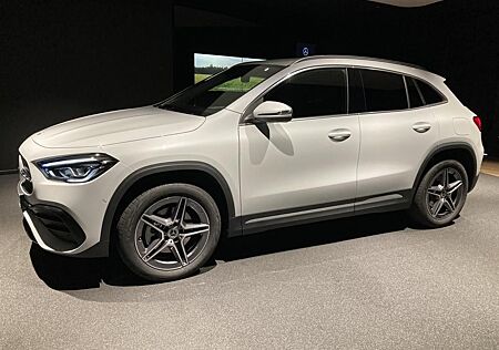 Mercedes-Benz GLA 250 e +AMG+MBUX+KAMERA+NAVI+Ambiente+AUT+SHZ