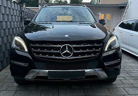 Mercedes-Benz ML 350 BlueTEC 4MATIC -
