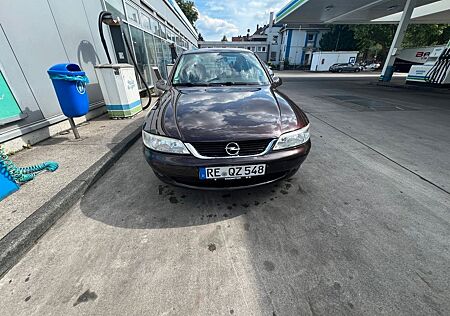 Opel Vectra 1.8 16V Elegance Elegance