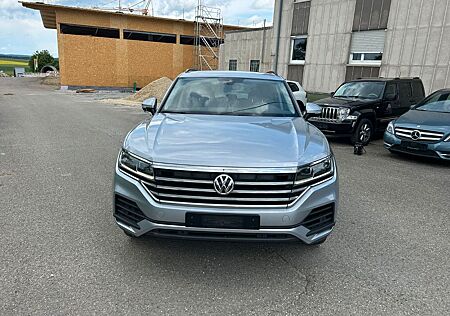 VW Touareg Volkswagen Basis 4Motion