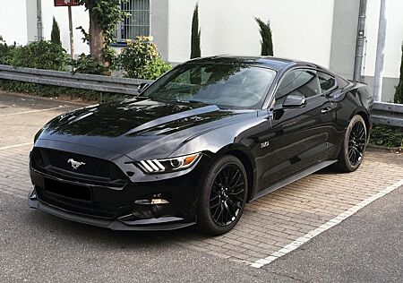 Ford Mustang GT 5.0 V8 US Performance Package+Klappe