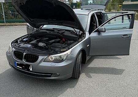 BMW 530i touring Scheckheftgepflegt