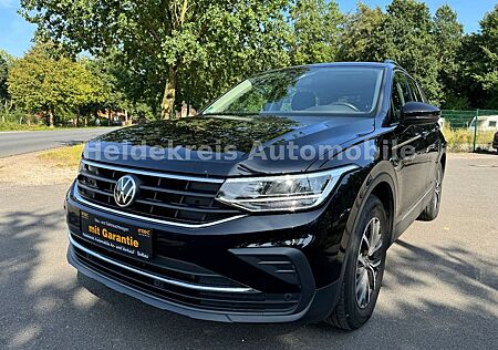 VW Tiguan Volkswagen Life 2.0 TDI, 1.Hand, Automatik, LED, ACC