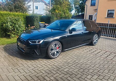 Audi A4 Avant 45 TFSI Qu. S-tr. S line black Pano AHK