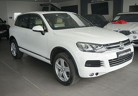 VW Touareg Volkswagen EXCLUSIVE V8 TDI+NAVI+360°KAMERA+SUND SY