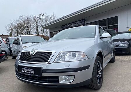 Skoda Octavia Combi Ambiente*2.HAND*SCHIEBEDACH*SITZH.
