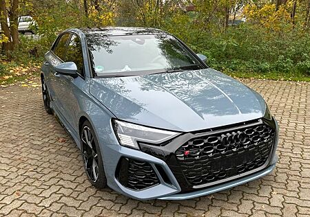 Audi RS3 Sportback Led Navi Pano Bang&Olufsen