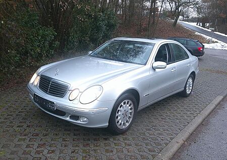 Mercedes-Benz E 270 CDI ELEGANCE