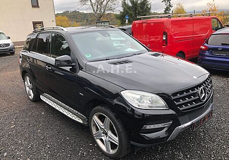 Mercedes-Benz ML 350 BlueTEC 4M*AMG 21"el.GSD*LUFT*XENON*AHK*