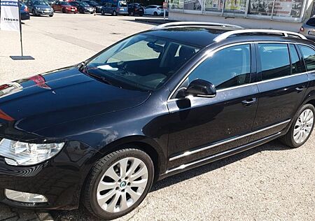 Skoda Superb 2.0 TDI Elegance Combi Elegance