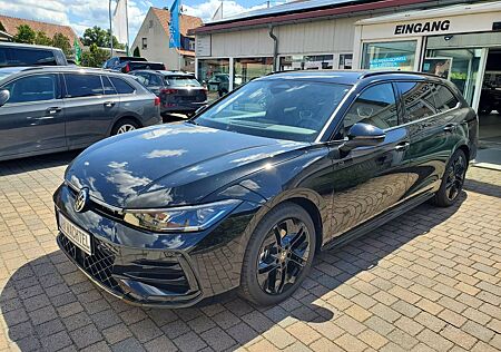 VW Passat Variant Volkswagen 2.0 TDI R-line*BlackStyle* Alu19"