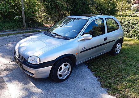 Opel Corsa 1.4 Swing Swing