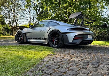 Porsche 992 GT3 RS Weissach P . 24 M Approved incl.Uhr