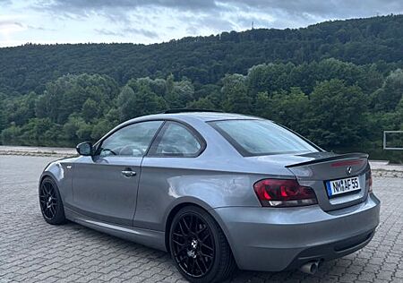 BMW 120d Coupé (e82/1er Coupé) Facelift, m-Paket
