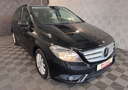 Mercedes-Benz B 180 B 180d CDI*KLIMAANLAGE*SHZ-PDC-LED-SERVO-USB-LM