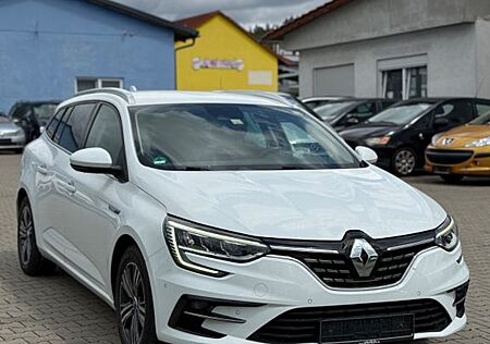 Renault Megane IV Grandtour Intens - Plug in-Hybrid-