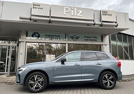 Volvo XC 60 XC60 R Design Recharge Plug-In Hybrid AWD / AHK