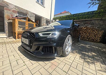 Audi RS3 S tronic Quattro Sportback voll, Sport AGA