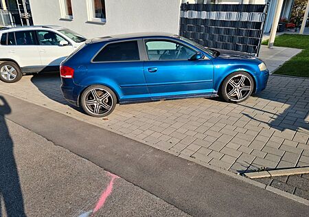 Audi A3 1.6 Attraction Attraction