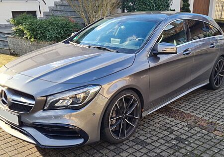 Mercedes-Benz CLA 45 AMG Shooting Brake Mercedes-AMG CLA 4...