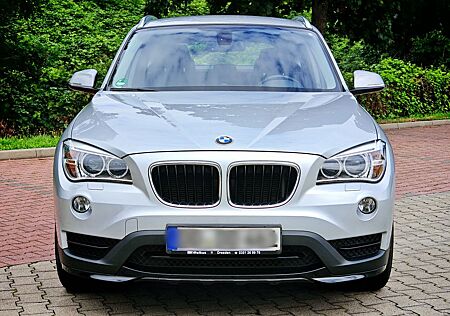 BMW X1 xDrive25d Sport Line, 8-fach bereift auf Alu