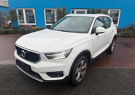 Volvo XC 40 XC40 Momentum 2WD