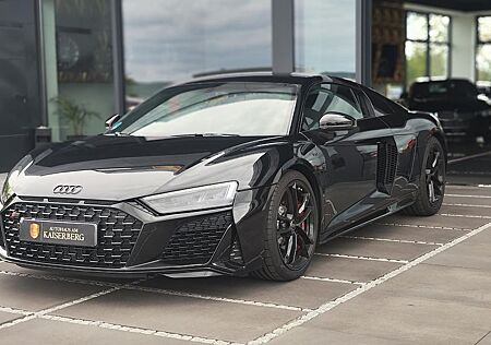 Audi R8 5.2RWD performance * EXCLUSIVE SCHWARZ*