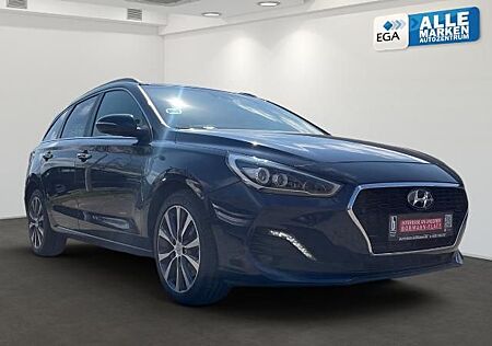 Hyundai i30 Kombi 1.4 Premium Navi+PDC+Panoramadach