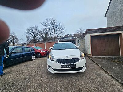 Kia Carens CRDI Edit7 * Klima  *  AHK * Tüv 4 / 2027