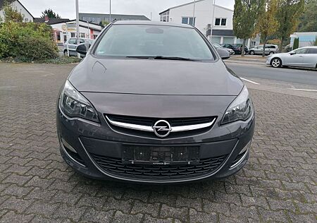 Opel Astra J L. 5-trg.Alus.Klima.1Hand1A.TÜVneu!