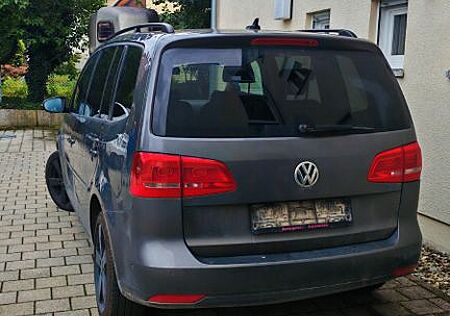 VW Touran Volkswagen 1.6 TDI Highline Highline