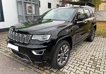 Jeep Grand Cherokee 3.0CRD*Overland*Pano*Luft*ACC*AHK