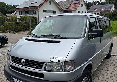 VW T4 Caravelle Volkswagen 2,5-l-Diesel TDI 75kW lang Standard