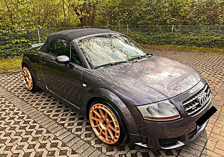 Audi TT Coupe/Roadster 3.2 Roadster quattro
