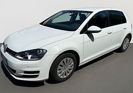 VW Golf Volkswagen VII 1.6 TDI Comfortline TÜV+Inspektion NEU